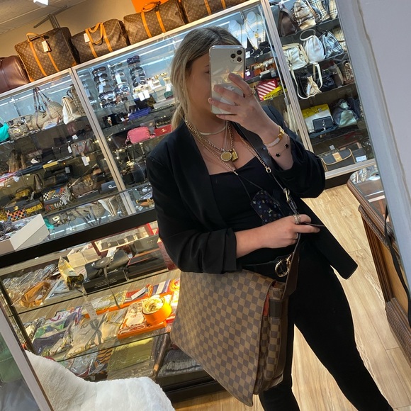 Louis Vuitton Damier Bastille - Picture 12 of 12